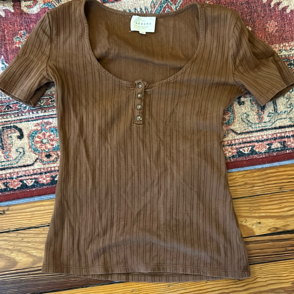 Brown sezane shirt.